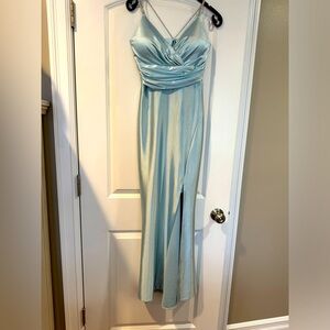 Long Dress Prom Wedding Guest Slim fit Slit Crossed Back Ice Blue size 2/4 small